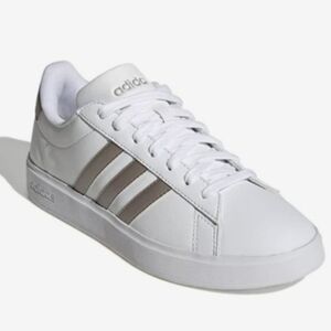 Adidas Neo Cloudform Grand Court sneakers round toe lace up white gold 9.5